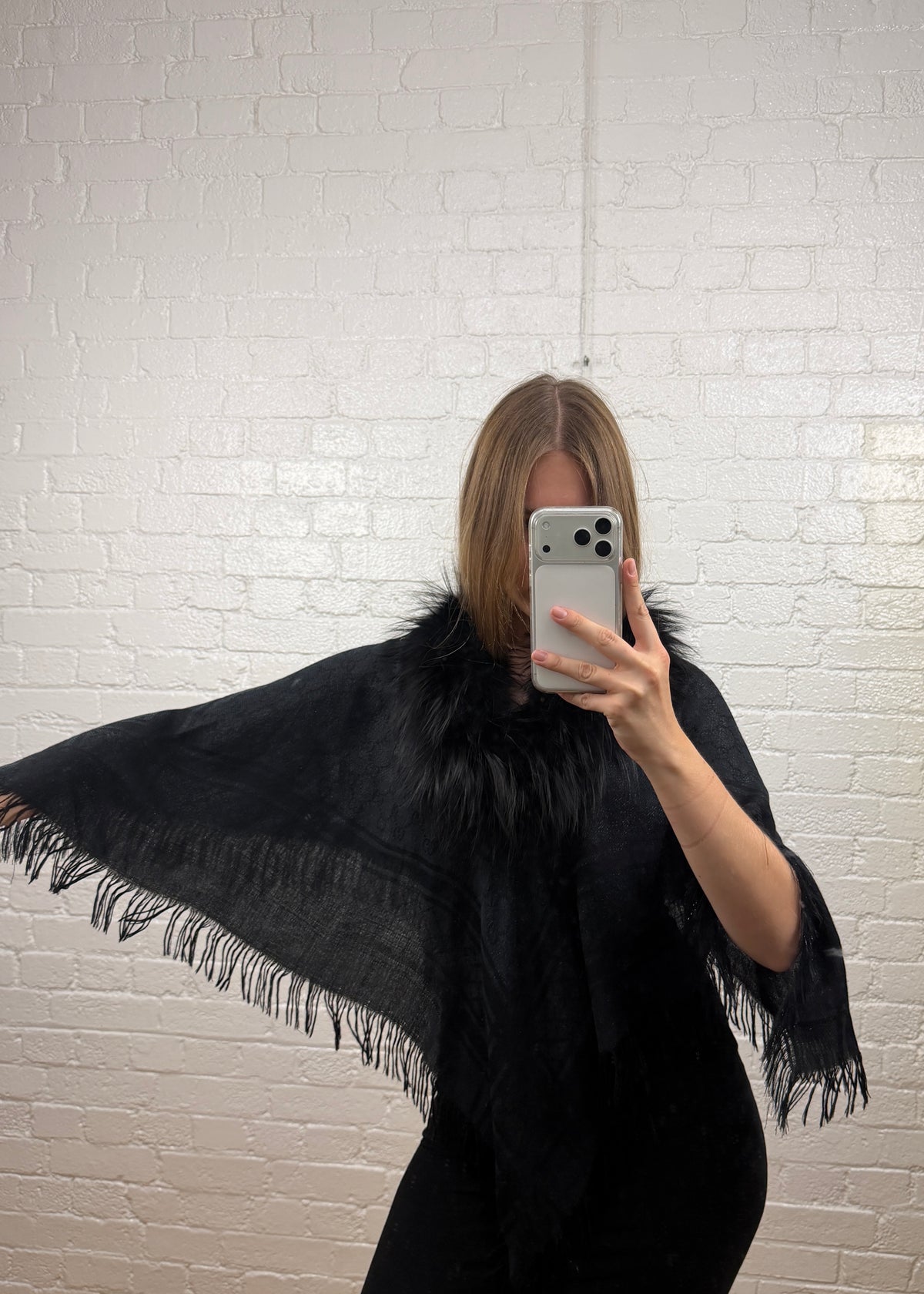 GUCCI CAPE WITH FOX FUR