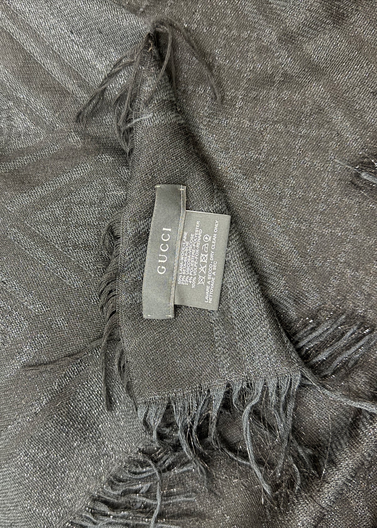 GUCCI CAPE WITH FOX FUR