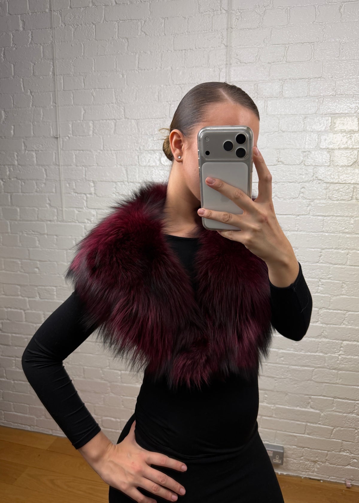 BURGUNDY FOX COLLAR