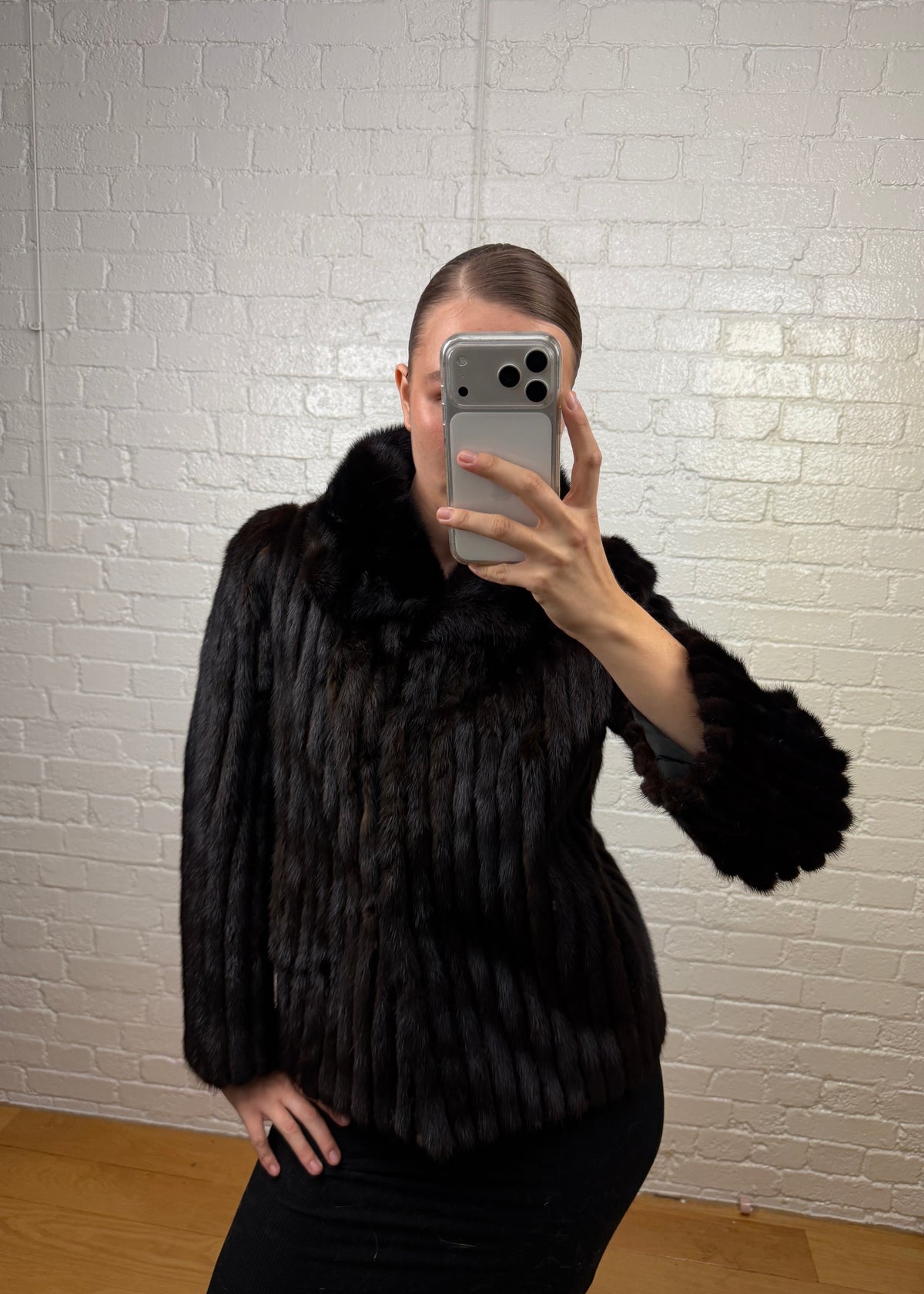 DARK BROWN MINK