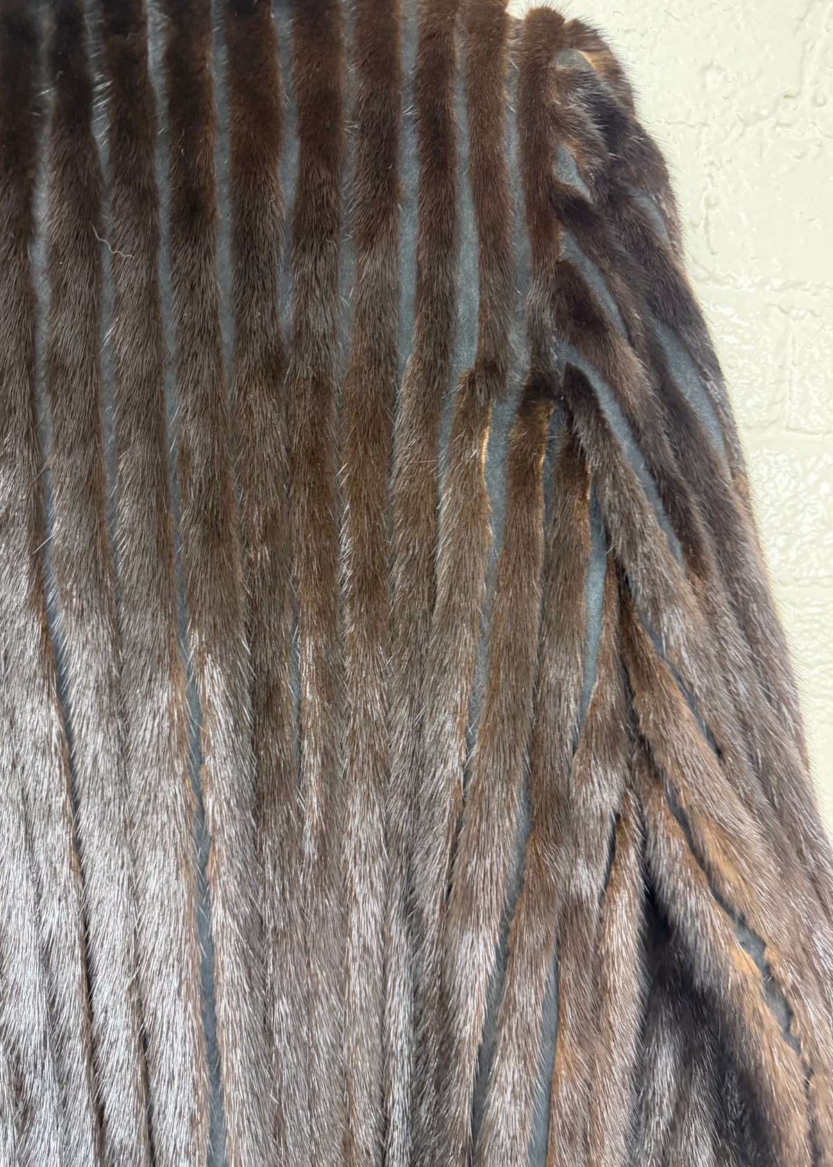 DARK BROWN MINK